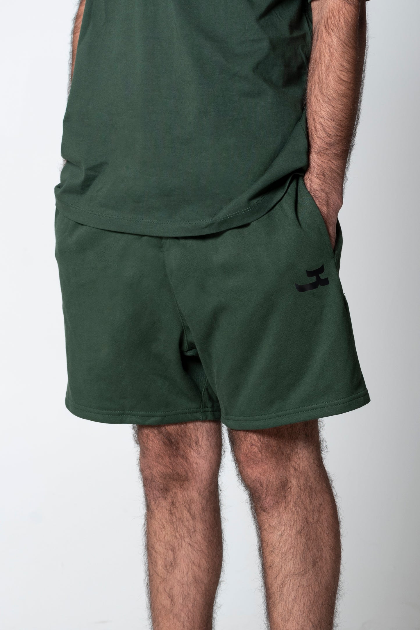 COLLECTION KHEMSHA SHORTS - FOREST GREEN